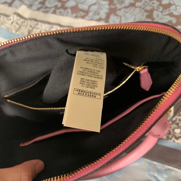 Burberry - Picture 4 of 15